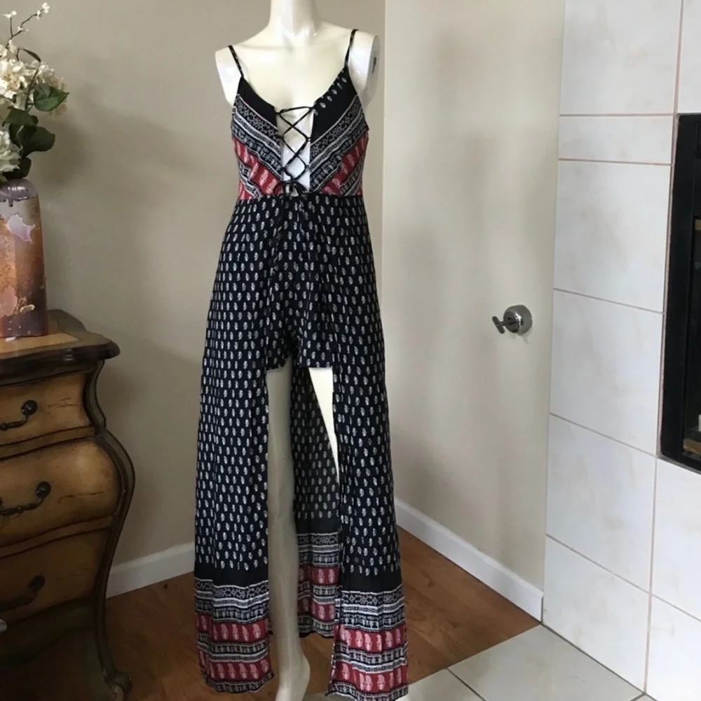 Romper - Picture 1 of 6